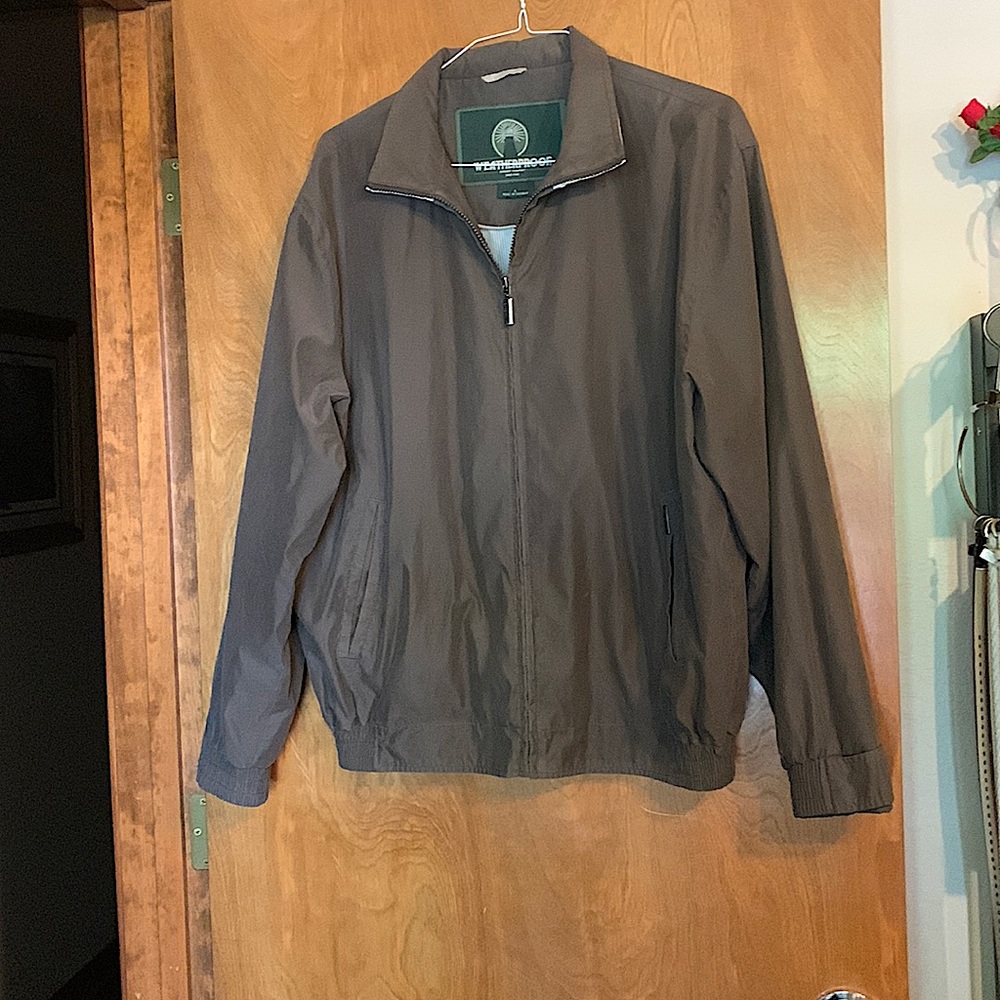 Weatherproof Men's Lightweight Zip-Front Shirt Jacket in Brown